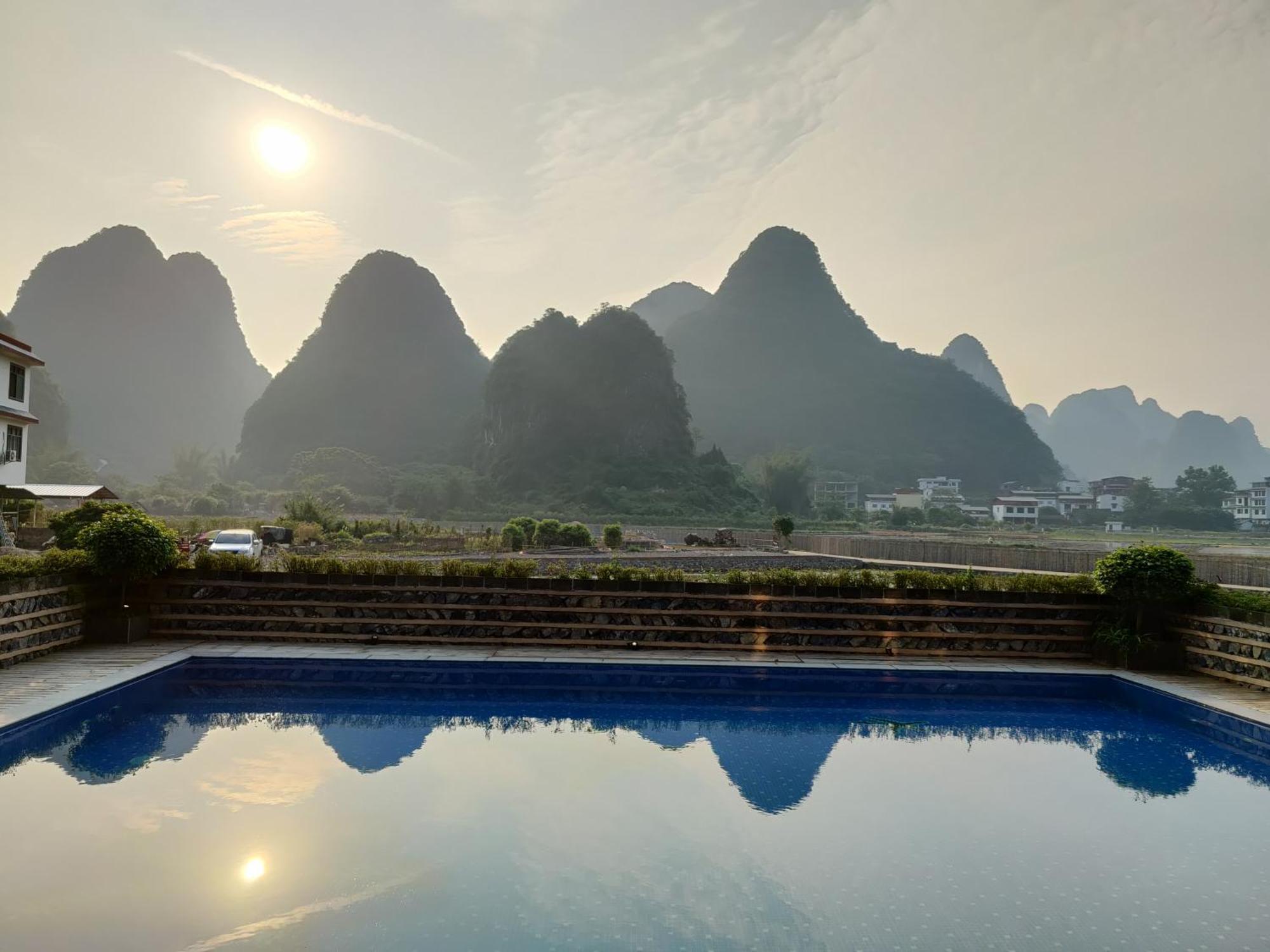 Yangshuo Tea Cozy--One Way Free Pick Up From Airport Or Ts 4 Nights Guest House Ngoại thất bức ảnh