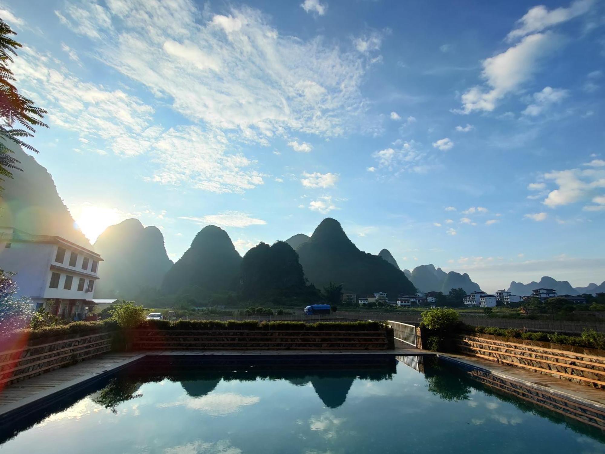 Yangshuo Tea Cozy--One Way Free Pick Up From Airport Or Ts 4 Nights Guest House Ngoại thất bức ảnh